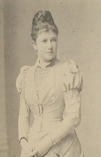 Januazewska in 1906