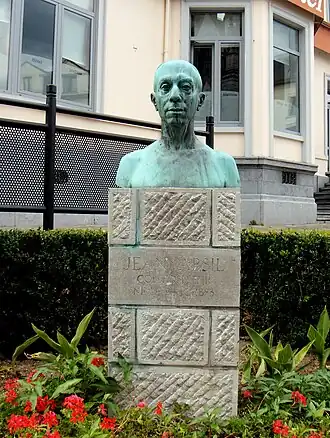 Buste van Jean Absil in Bon-Secoursinscriptie op de sokkel:JEAN ABSILCOMPOSITEURNE LE 24.10.1893