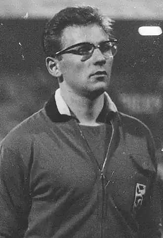 Jef Jurion (rechts) als aanvoerder van België.