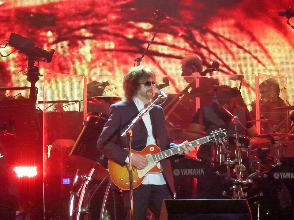 Jefflynne hydepark.jpg