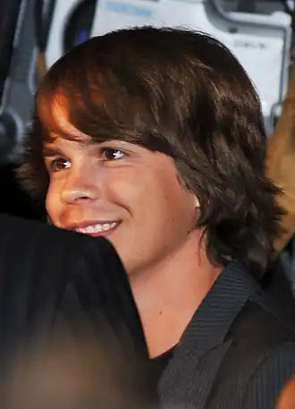 Johnny Simmons in 2009