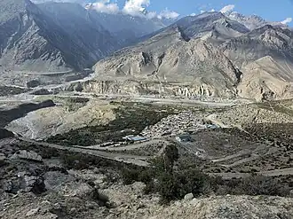 Zicht op Jomsom (2001).