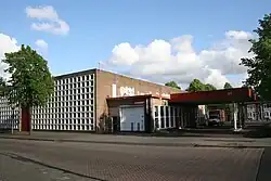 Garage met tankstation (mei 2012)