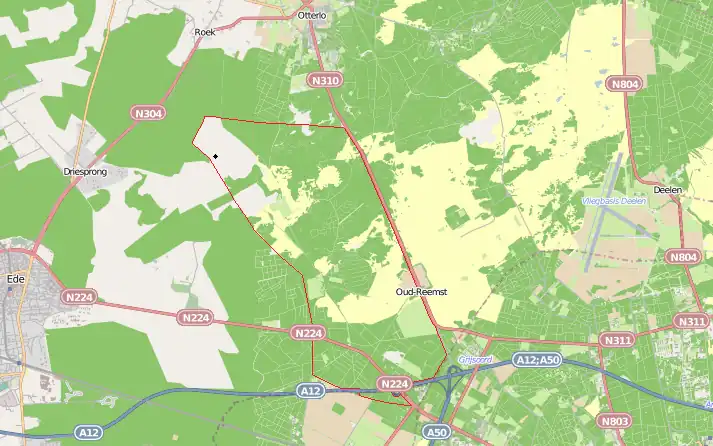 Het natuurgebied Planken Wambuis is rood omkaderd, de zwarte markering geeft uitkijkpunt Valenberg aan