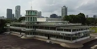 Terminal van de voormalige luchthaven