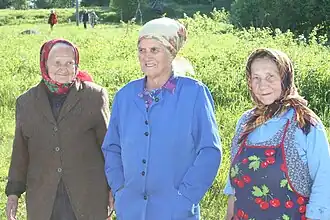 Karelische vrouwen in Sammatoes, Russisch Karelië.