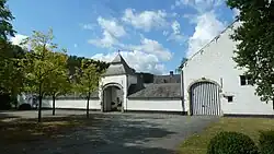 De kasteelhoeve van Imde