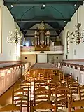 Interieur met orgel