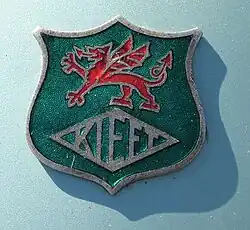 Kieft verloochende zijn afkomst niet, in het bedrijfslogo stond de draak van Wales