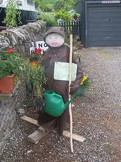 Een van de vele vogelverschrikkers in de hoofdstrat van Killin die deel uitmaken van het jaarlijkse Agricultural Festival.