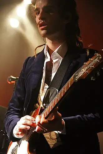 King Charles tijdens een optreden in 2012