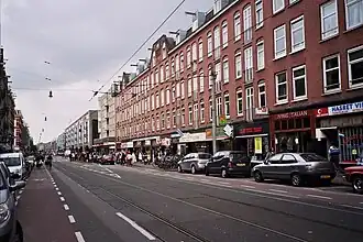 Kinkerstraat op de kruising met de Ten Katemarkt, 2007