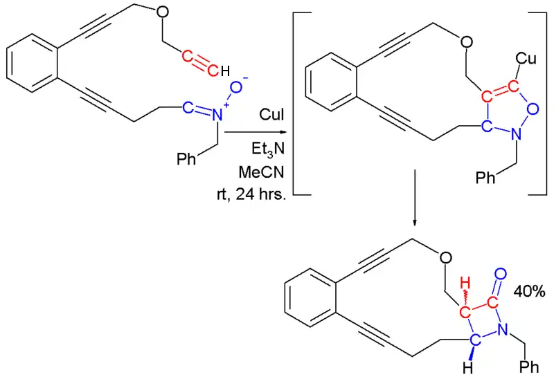 Kinugasa-reactie van een nitron met een alkyngroep