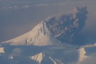 Uitbarsting (gloedwolk) van de Kizimen in 2010