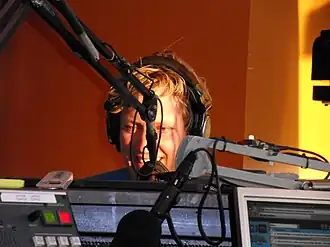 Klaas van Kruistum op NPO 3FM in 2009