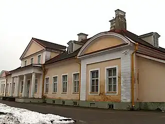 Het hoofdgebouw van het landgoed Koigi