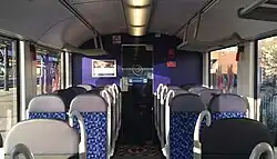 Het 2e klas Interieur in een LINT van Arriva Limburg/ZHO
