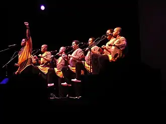 Ladysmith Black Mambazo tijdens een optreden in Ravinia, 2006