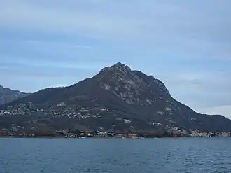 Zicht vanaf het Meer van Garlate