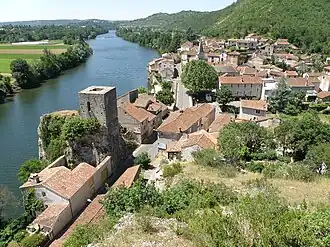 Gezicht op Laroque-des-Arcs