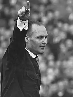 Van Ravens tijdens ADO-Ajax (3 december 1967).