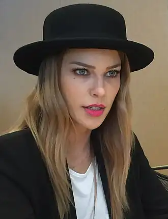 Lauren German in 2015