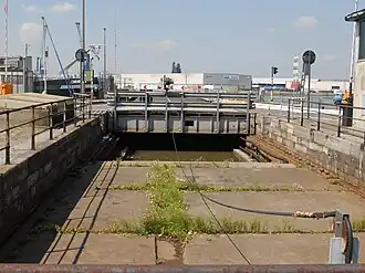 Lefèbvrebrug in gesloten toestand