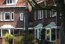 Huizen rond de Petruskerk