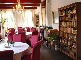 De bibliotheek in Lemferdinge