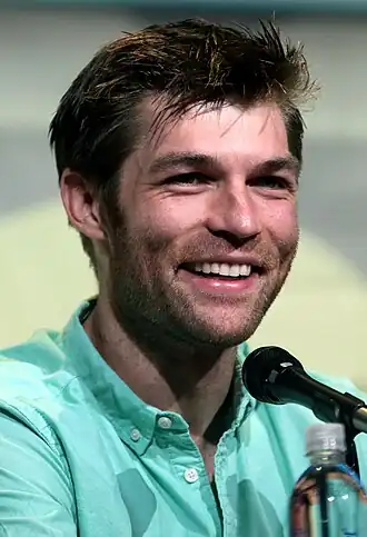 Liam McIntyre  in 2016