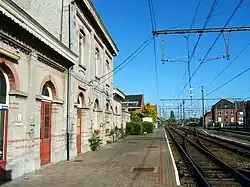 Stationsgebouw