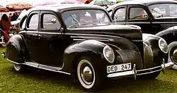 Lincoln-Zephyr V-12 4-deurs sedan (1939)
