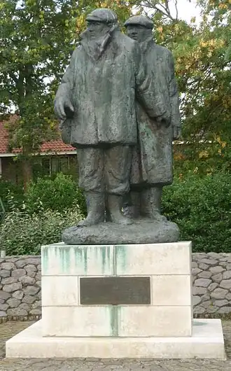 Het monument ‘De line-crosser’ in Werkendam ter nagedachtenis aan Arie van Driel en Kees van de Sande