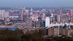 Bouwkranen Royal Wharf, 2015