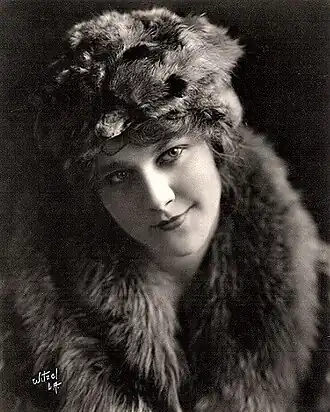 Louise Lovely, circa 1920