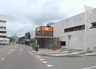 Ingang van Studio 23 in 2011