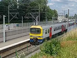 De MS86 "Sprinter" die buiten de zomerdienstregeling de S9 treindienst voorziet