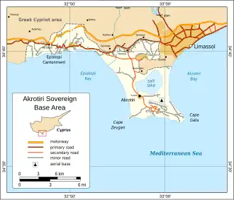 Kaart van schiereiland Akrotiri, met in het zuidoosten Kaap Gata