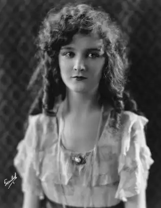 Mary Philbin, 1920