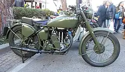 De militaire Matchless G3/L kreeg een hydraulisch gedempte Teledraulic-telescoopvork.