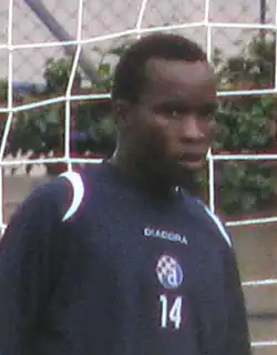 Mathias Chago moest na zijn eerste proefwedstrijd voor GNK Dinamo Zagreb een operatie ondergaan, nadat hij 90 minuten lang met blaren over zijn gehele, beide voeten had gespeeld.