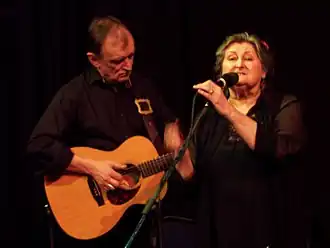 Martin Carthy en Norma Waterson (april 2006)