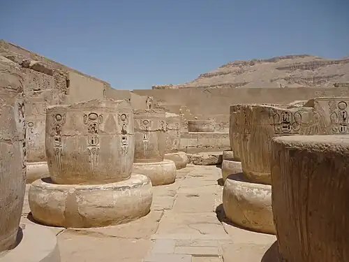 Grote tempel van Ramses III: hypostyle zaal