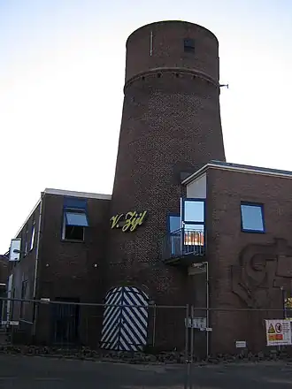 Molenromp van Van Zijl in april 2020, kort voor de sloop.