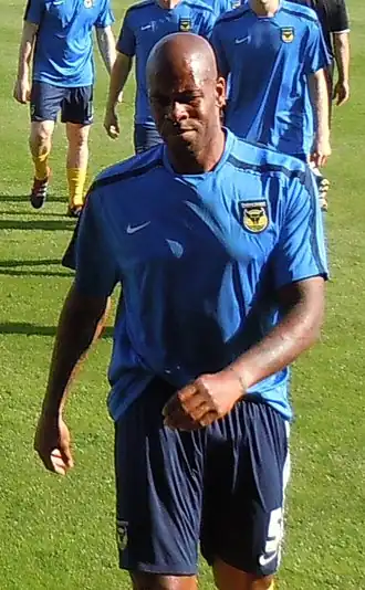 Michael Duberry met Oxford United in 2011