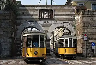 Ventotto-trams op lijn 1 op de Piazza Cavour