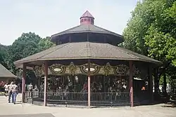 Overdekte carrousel