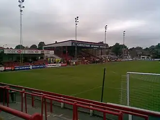 De hoofdtribune in 2007