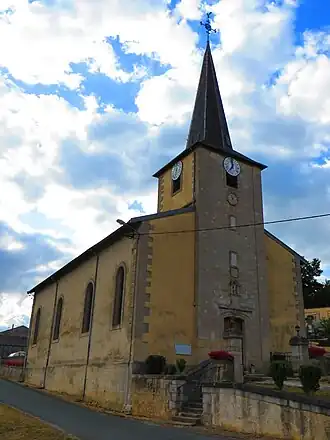 Kerk van St Genès in Mouilly