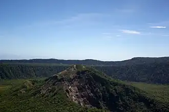 de krater van Mount Uluman